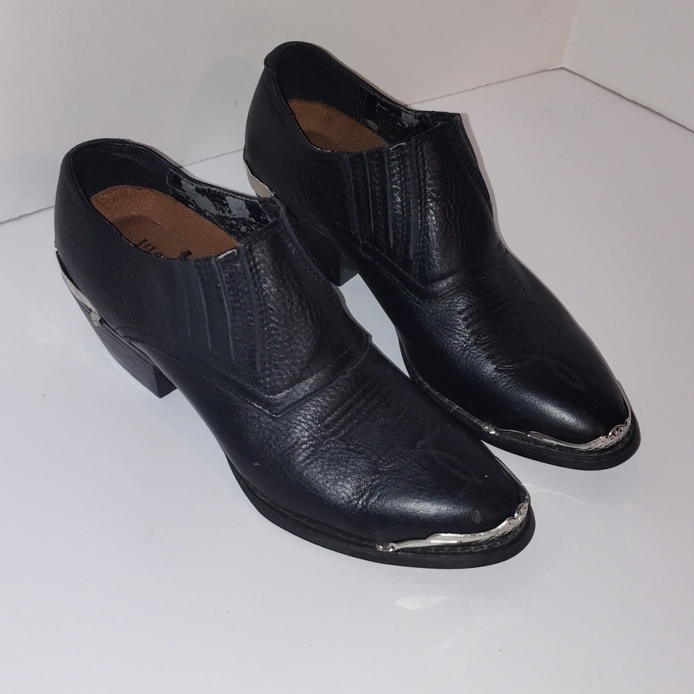 Road Wolf Black Low Leather Cowboy Western Ankle Booties With Silver Accents 6.5